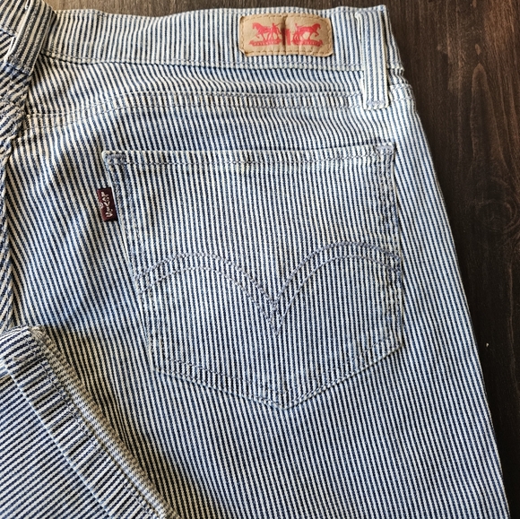 Jeans - Picture 3 of 6